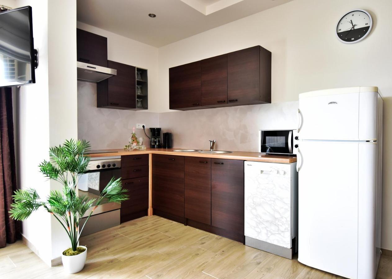 ויר Apartmani Solis מראה חיצוני תמונה